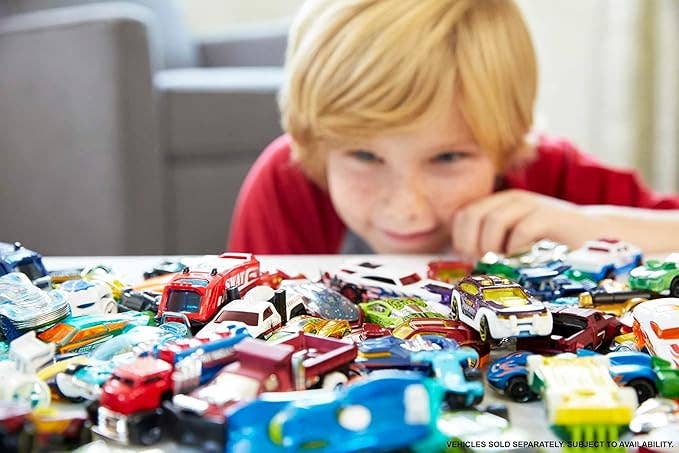 Hot Wheels Basic Car 8-Pack