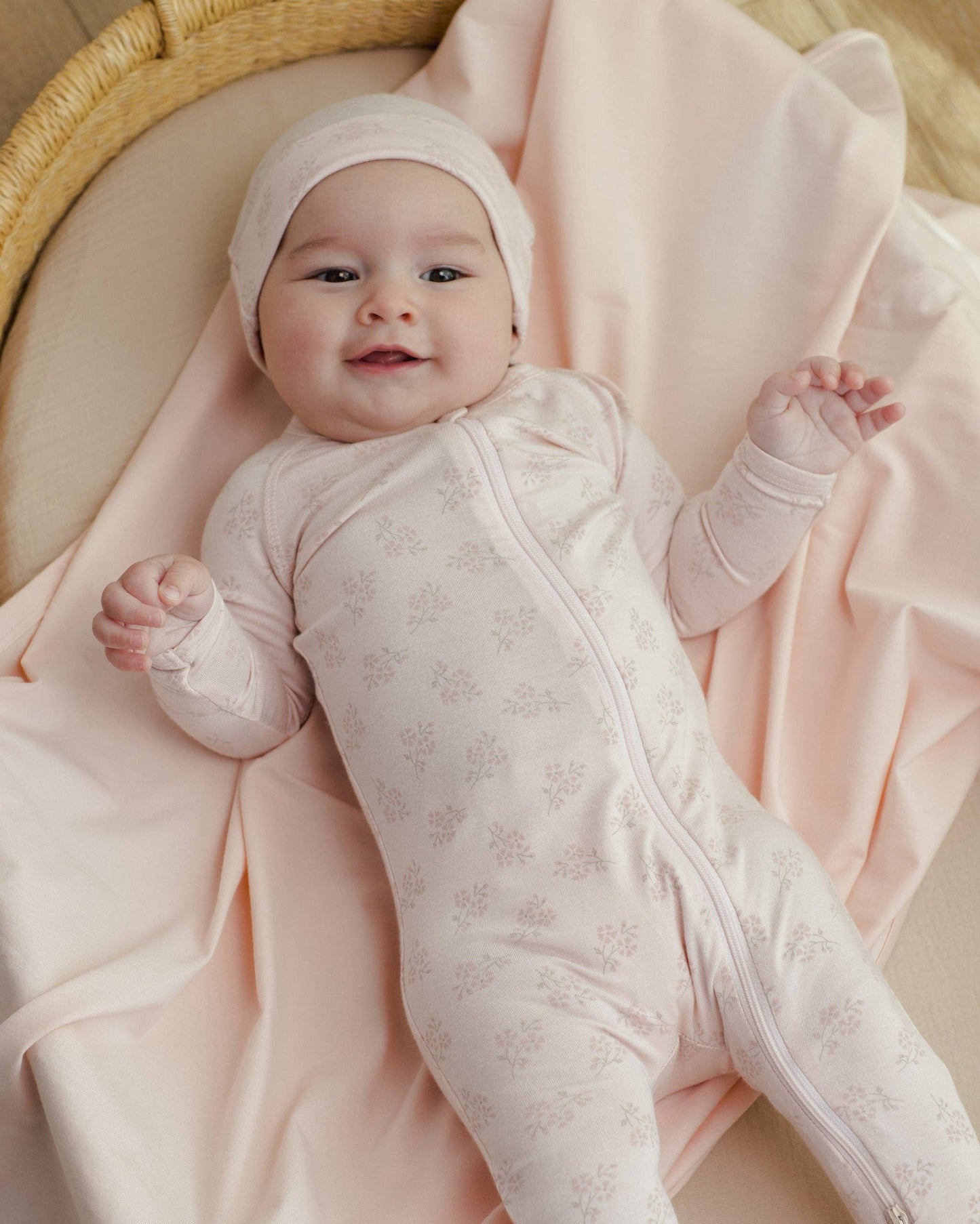 Baby Swaddle || Petal