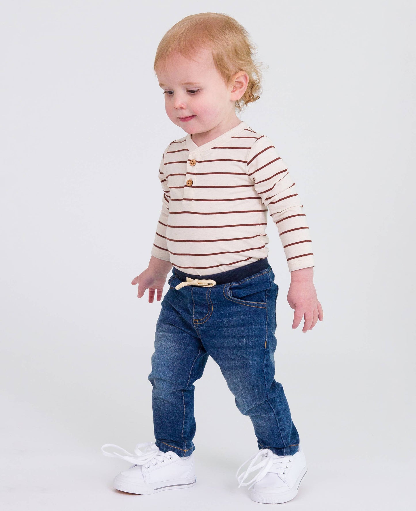 Boys Medium Wash Stretch Denim Pull-on Jeans