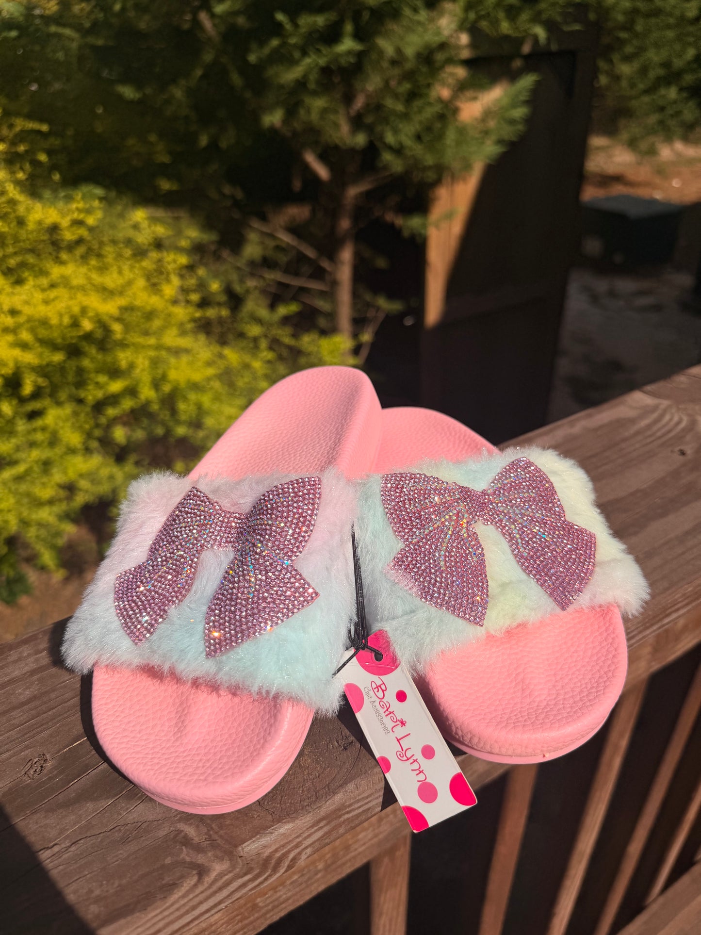Bow Patch Pink Slides