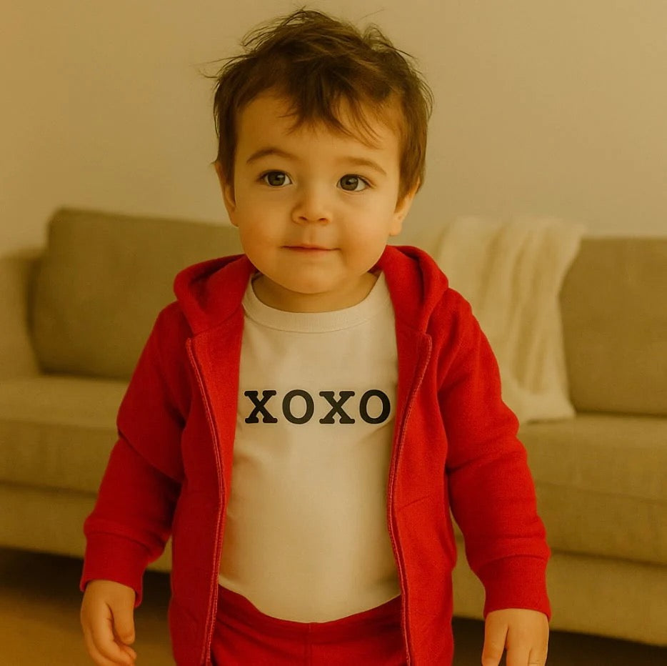 XOXO | Baby long sleeve Valentine graphic organic bodysuit